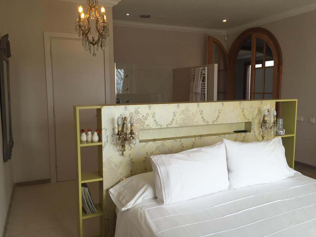 Villa Montjuic Girona Zewnętrze zdjęcie